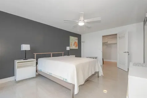 2017 S Ocean Drive Hallandale Beach FL 33009