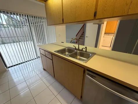7622 N 76th Way West Palm Beach FL 33407