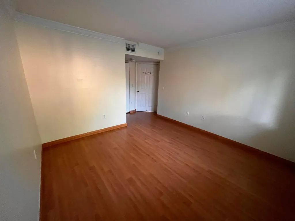 7910 NW 7th Street Pembroke Pines FL 33024
