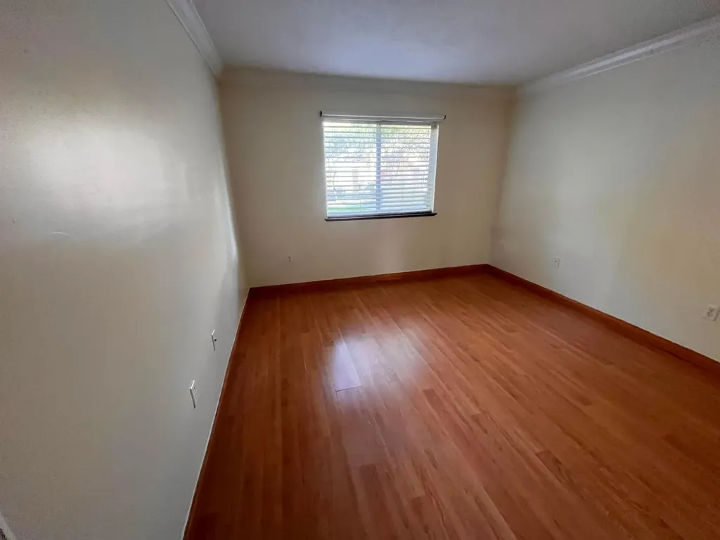 7910 NW 7th Street Pembroke Pines FL 33024