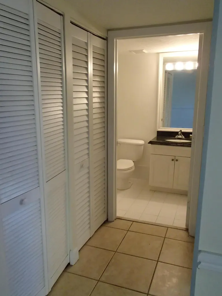 7910 NW 7th Street Pembroke Pines FL 33024