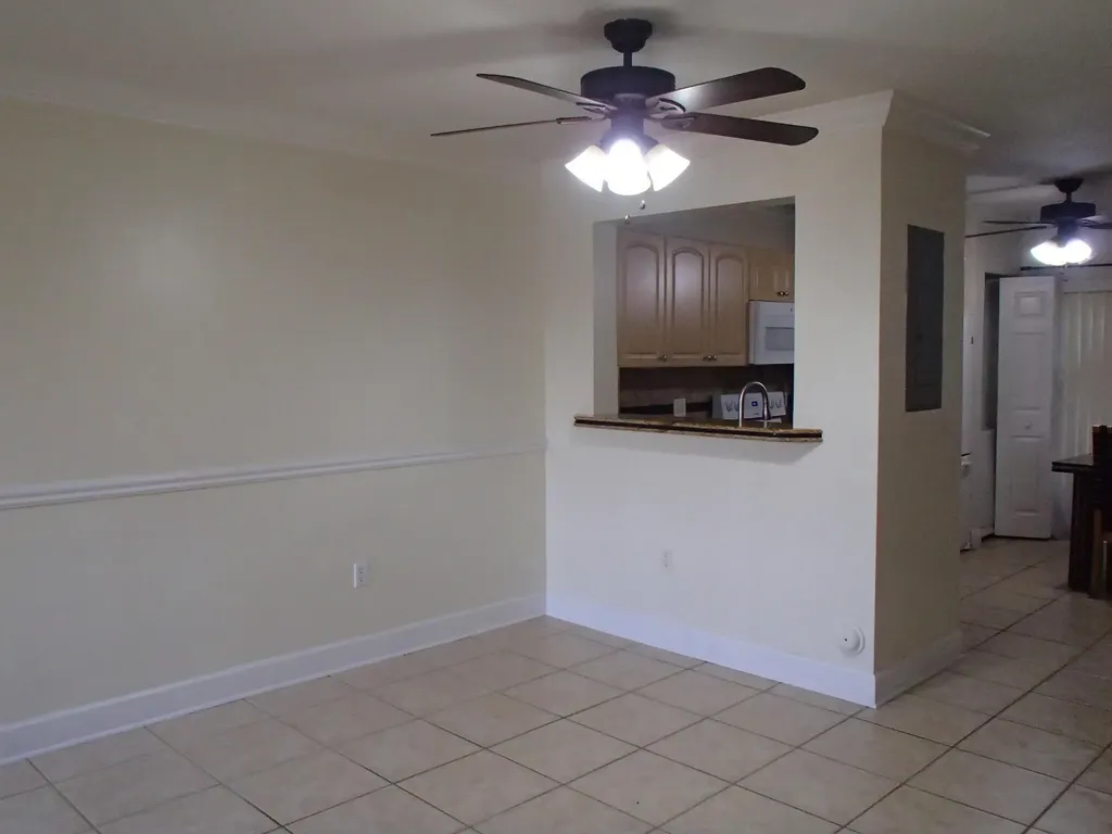 7910 NW 7th Street Pembroke Pines FL 33024