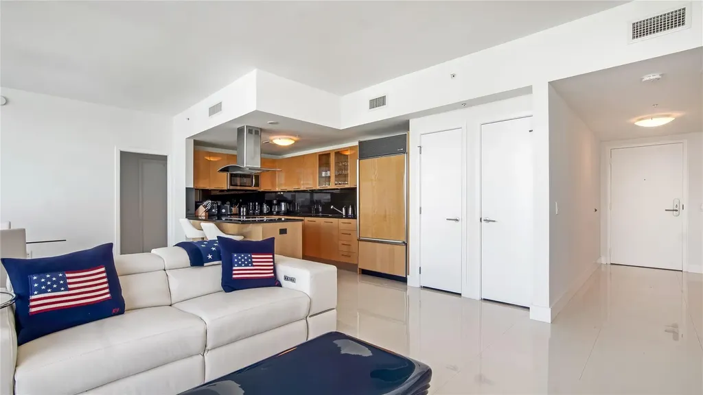 6899 Collins Avenue Miami Beach FL 33141