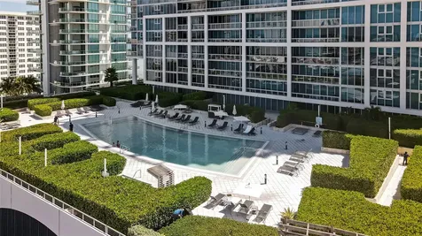 6899 Collins Avenue Miami Beach FL 33141