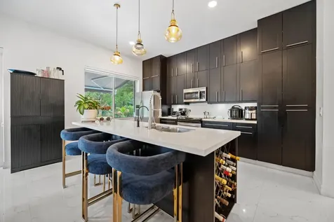 5320 SW 199th Avenue Pembroke Pines FL 33332