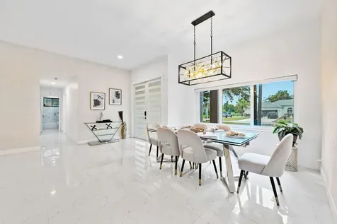 5320 SW 199th Avenue Pembroke Pines FL 33332