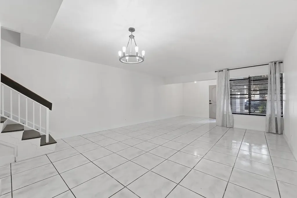 6678 Racquet Club Drive Fort Lauderdale FL 33319
