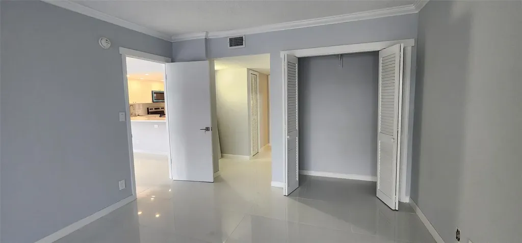 2801 N Palm Aire Drive Pompano Beach FL 33069