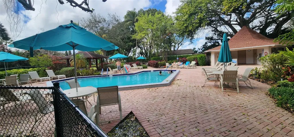 2801 N Palm Aire Drive Pompano Beach FL 33069