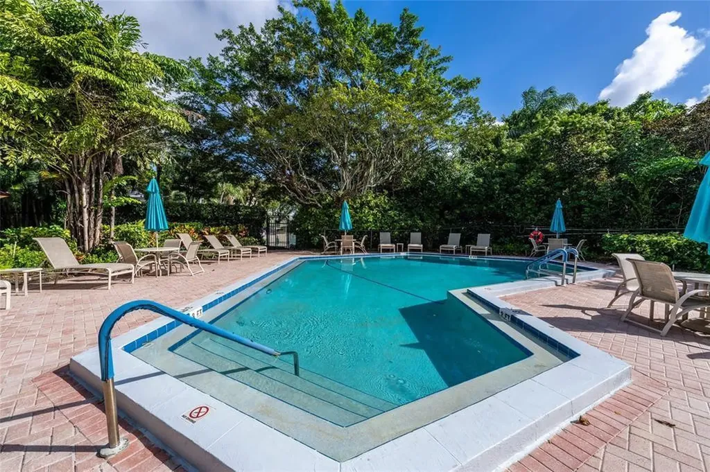 2801 N Palm Aire Drive Pompano Beach FL 33069