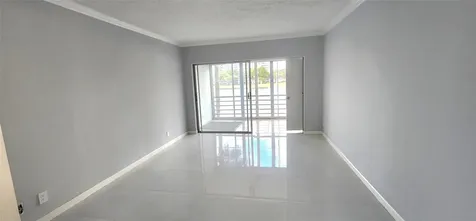 2801 N Palm Aire Drive Pompano Beach FL 33069