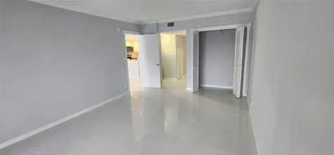 2801 N Palm Aire Drive Pompano Beach FL 33069