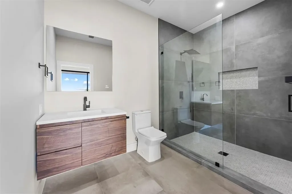 1212 Avocado Isle Fort Lauderdale FL 33315