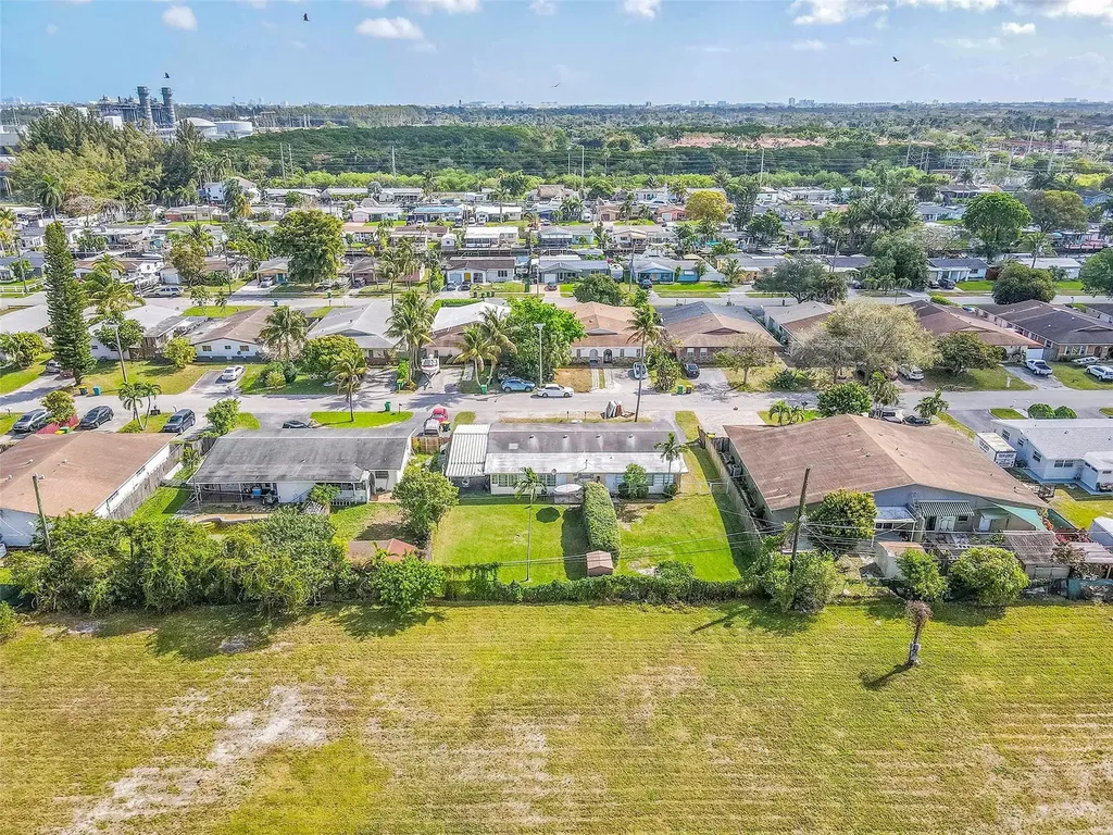 4681 SW 43rd Terrace Fort Lauderdale FL 33314