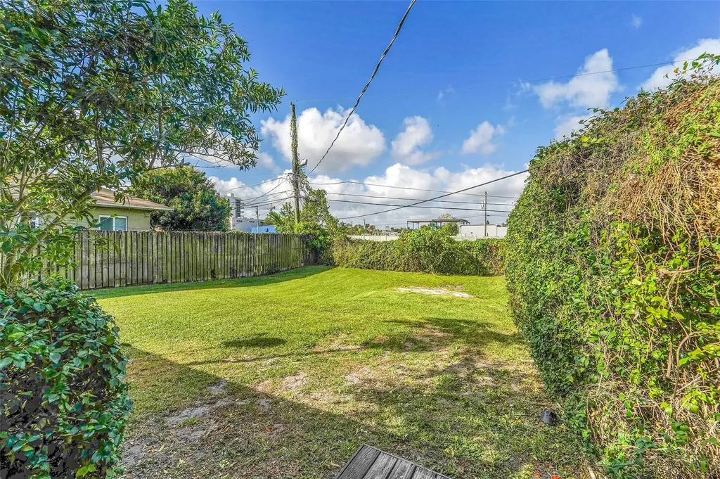 4681 SW 43rd Terrace Fort Lauderdale FL 33314