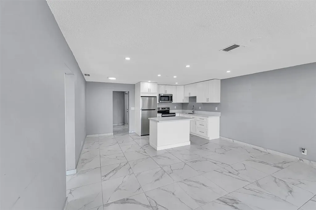 4681 SW 43rd Terrace Fort Lauderdale FL 33314