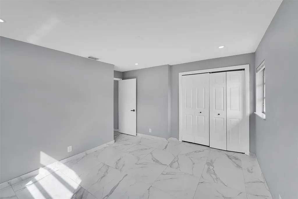 4681 SW 43rd Terrace Fort Lauderdale FL 33314