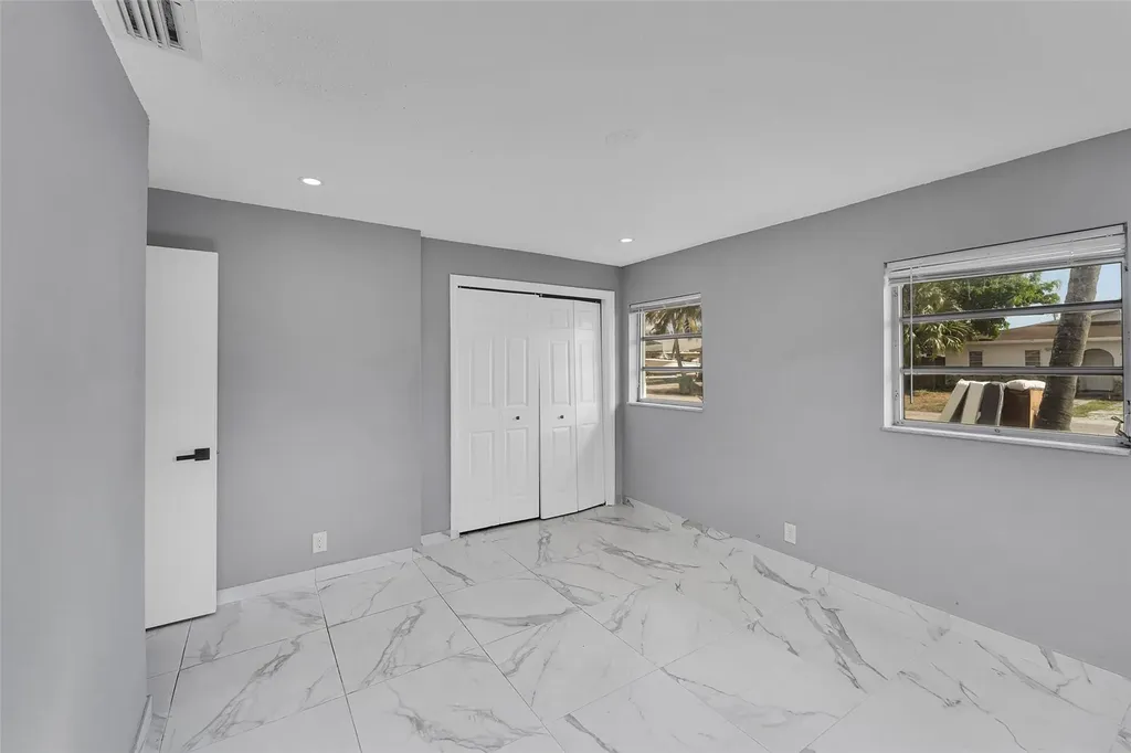4681 SW 43rd Terrace Fort Lauderdale FL 33314