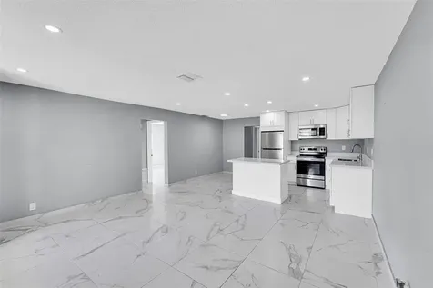 4681 SW 43rd Terrace Fort Lauderdale FL 33314