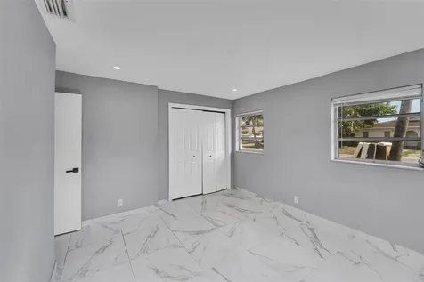4681 SW 43rd Terrace Fort Lauderdale FL 33314