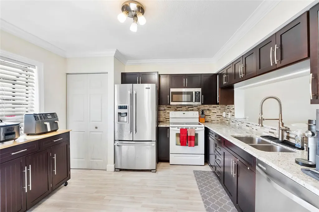 9149 SW 21st Court Boca Raton FL 33428