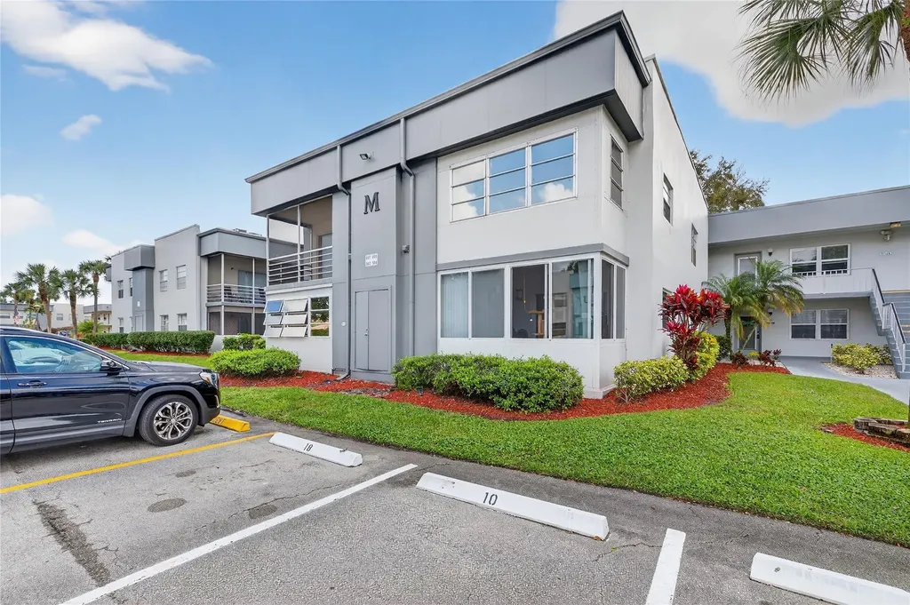608 Normandy Delray Beach FL 33484