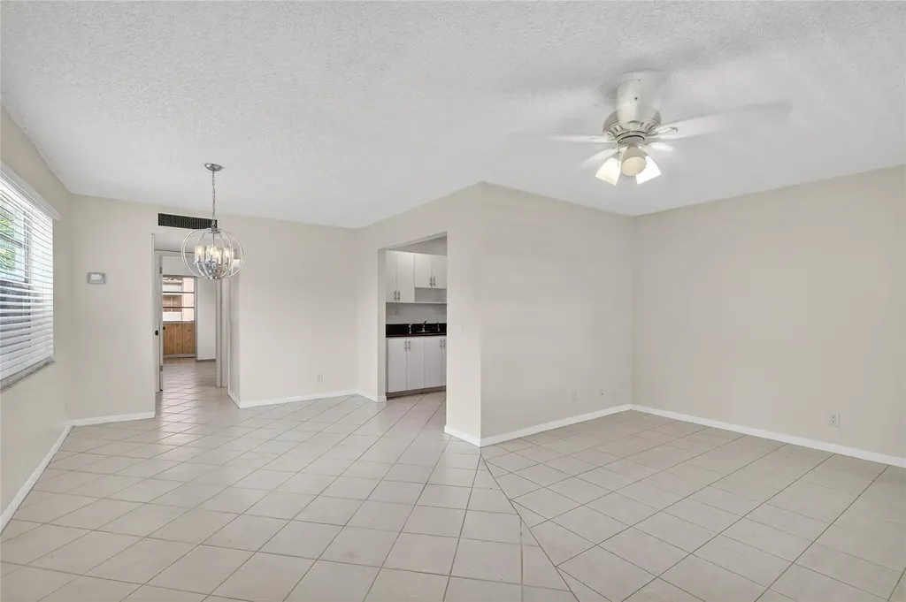 608 Normandy Delray Beach FL 33484