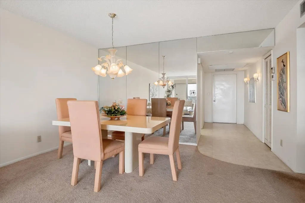 575 Oaks Lane Pompano Beach FL 33069