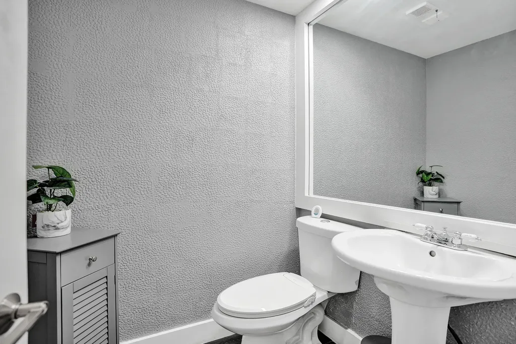 869 NW 47th Street Deerfield Beach FL 33064
