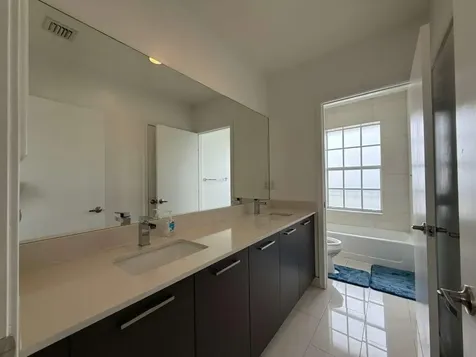 3563 NW 13th Street Fort Lauderdale FL 33311