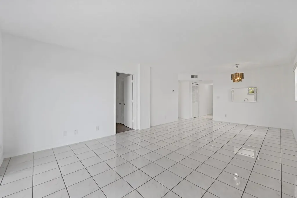 8735 Ramblewood Drive Coral Springs FL 33071