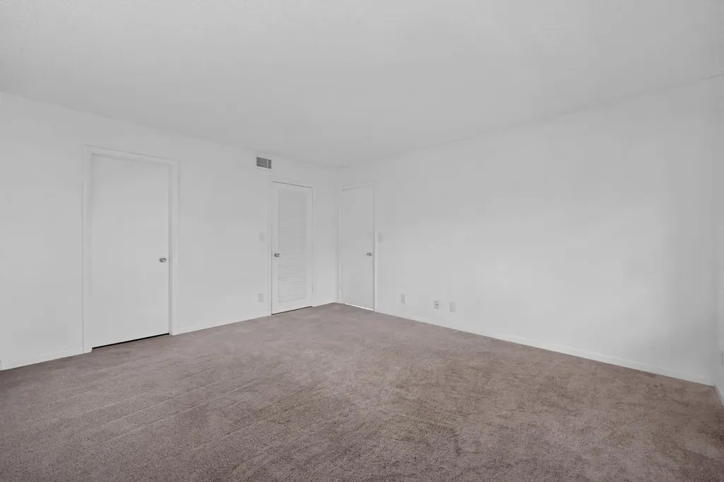 8735 Ramblewood Drive Coral Springs FL 33071