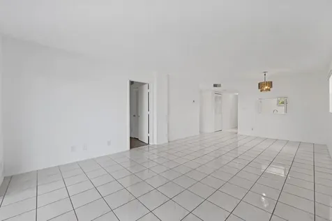 8735 Ramblewood Drive Coral Springs FL 33071