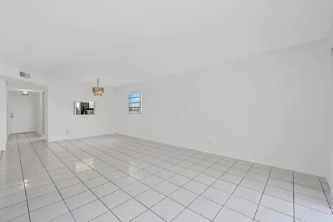 8735 Ramblewood Drive Coral Springs FL 33071