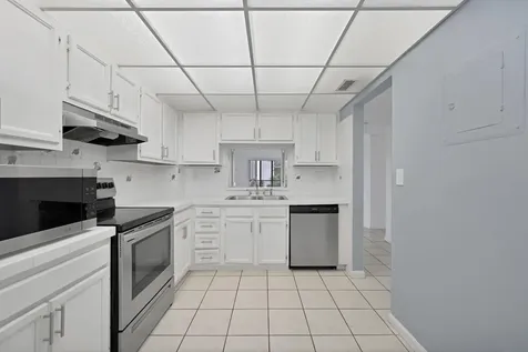8735 Ramblewood Drive Coral Springs FL 33071
