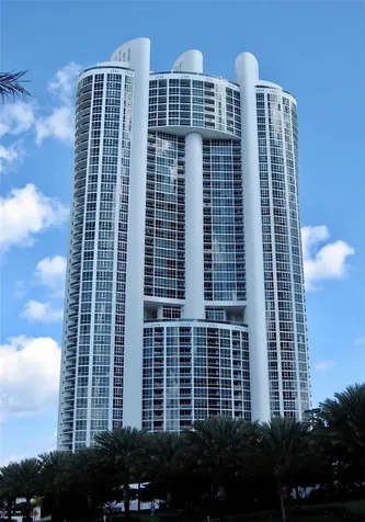 18201 Collins Avenue Sunny Isles Beach FL 33160