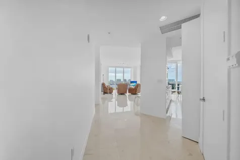 18201 Collins Avenue Sunny Isles Beach FL 33160