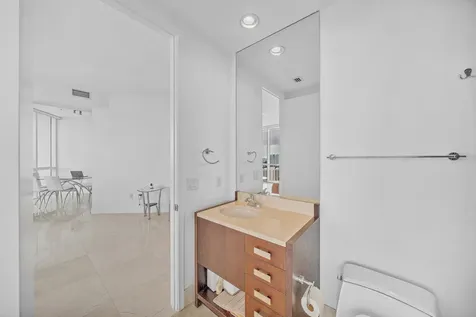 18201 Collins Avenue Sunny Isles Beach FL 33160