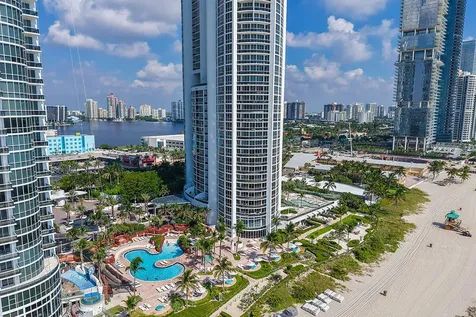 18201 Collins Avenue Sunny Isles Beach FL 33160