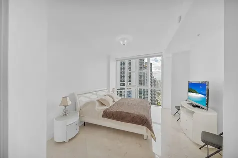 18201 Collins Avenue Sunny Isles Beach FL 33160