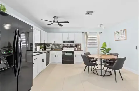 304 SE 4th Street Dania Beach FL 33004