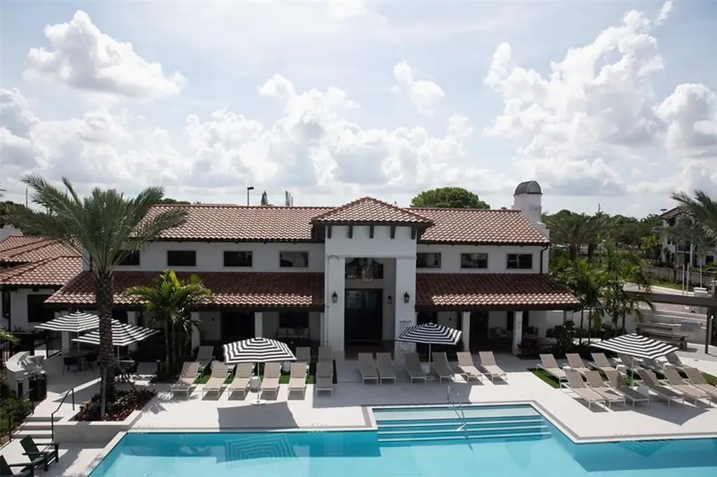 8894 NW 44th Street Sunrise FL 33351
