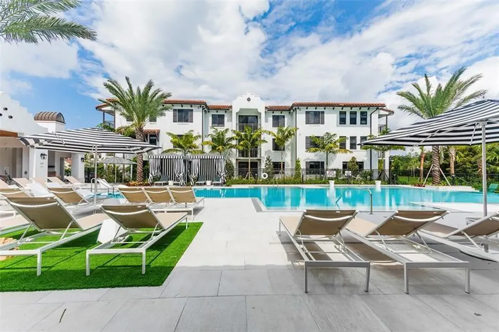 8894 NW 44th Street Sunrise FL 33351