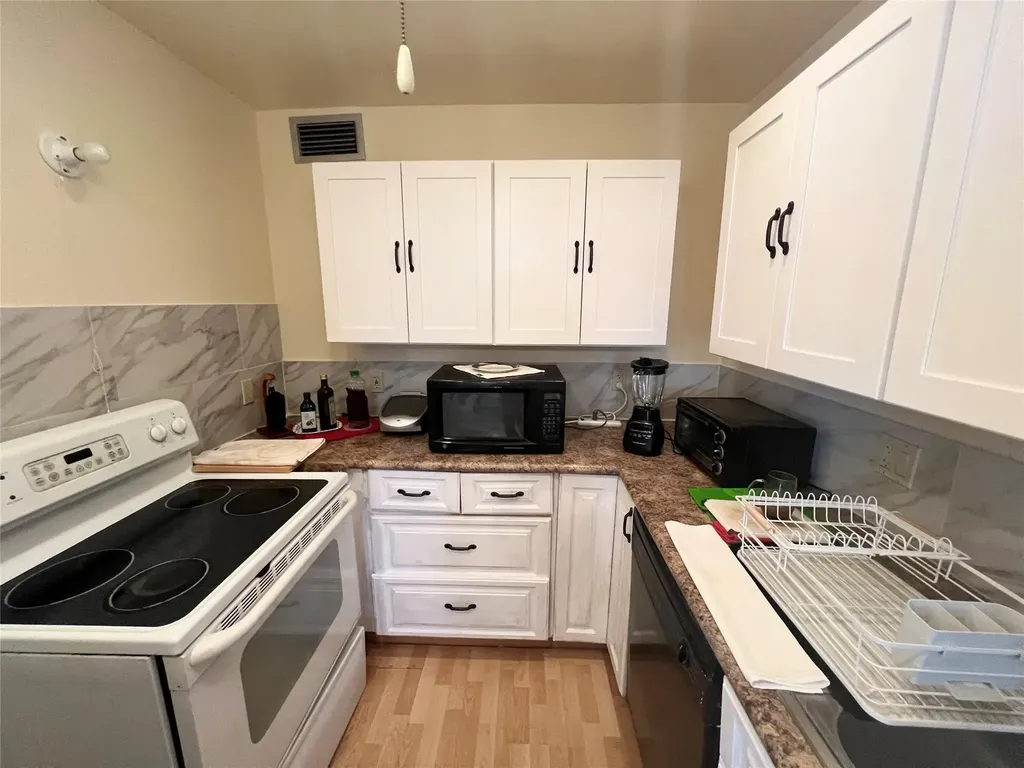 191 Markham I Deerfield Beach FL 33442