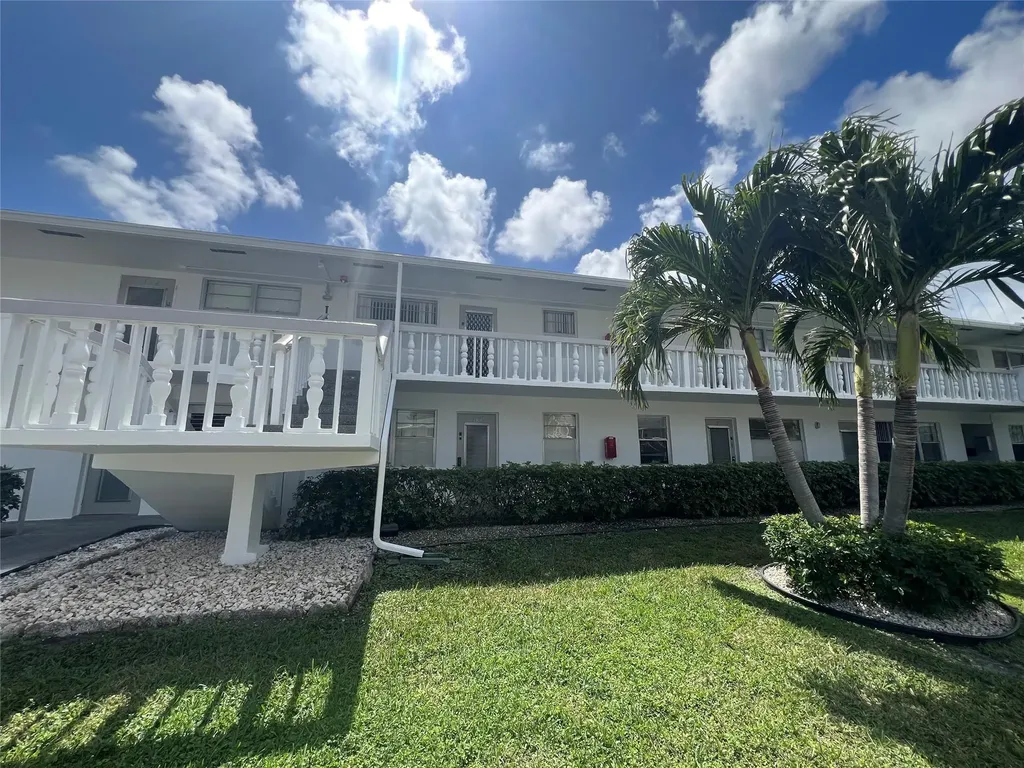 191 Markham I Deerfield Beach FL 33442