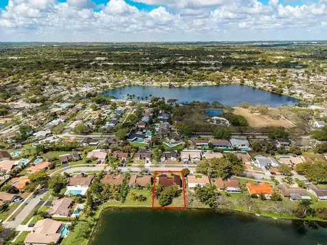 5706 SW 114th Avenue Cooper City FL 33330