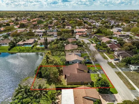 5706 SW 114th Avenue Cooper City FL 33330