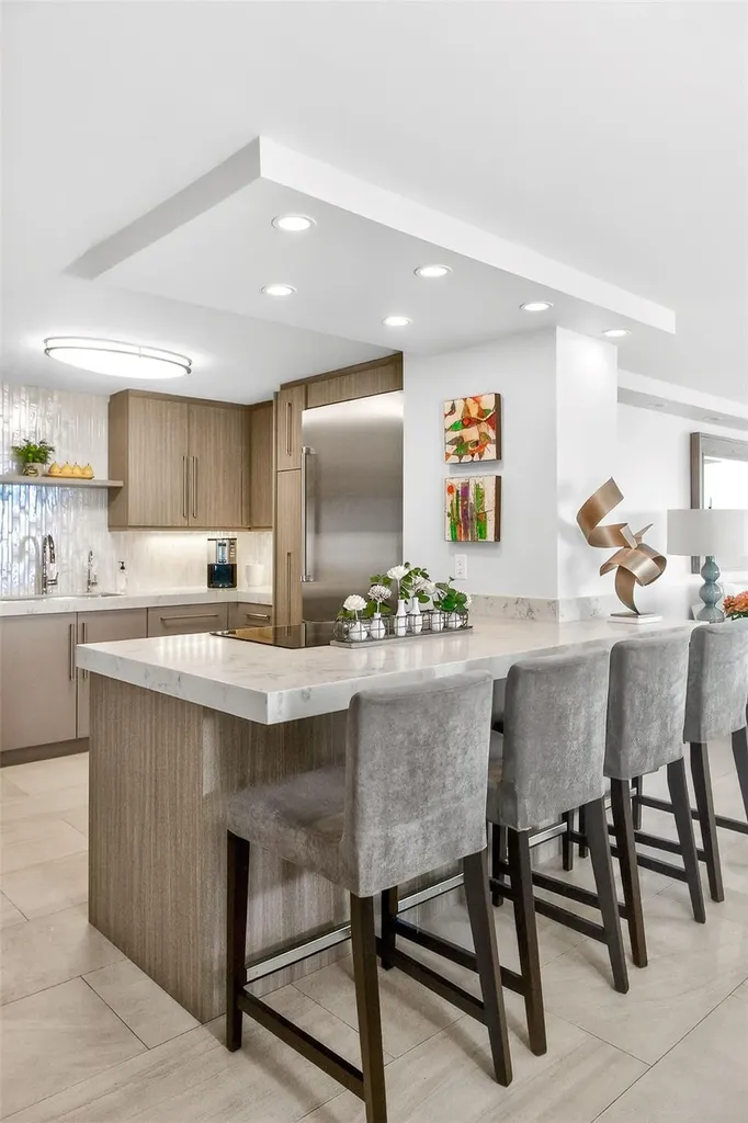 545 S Fort Lauderdale Beach Boulevard Fort Lauderdale FL 33316