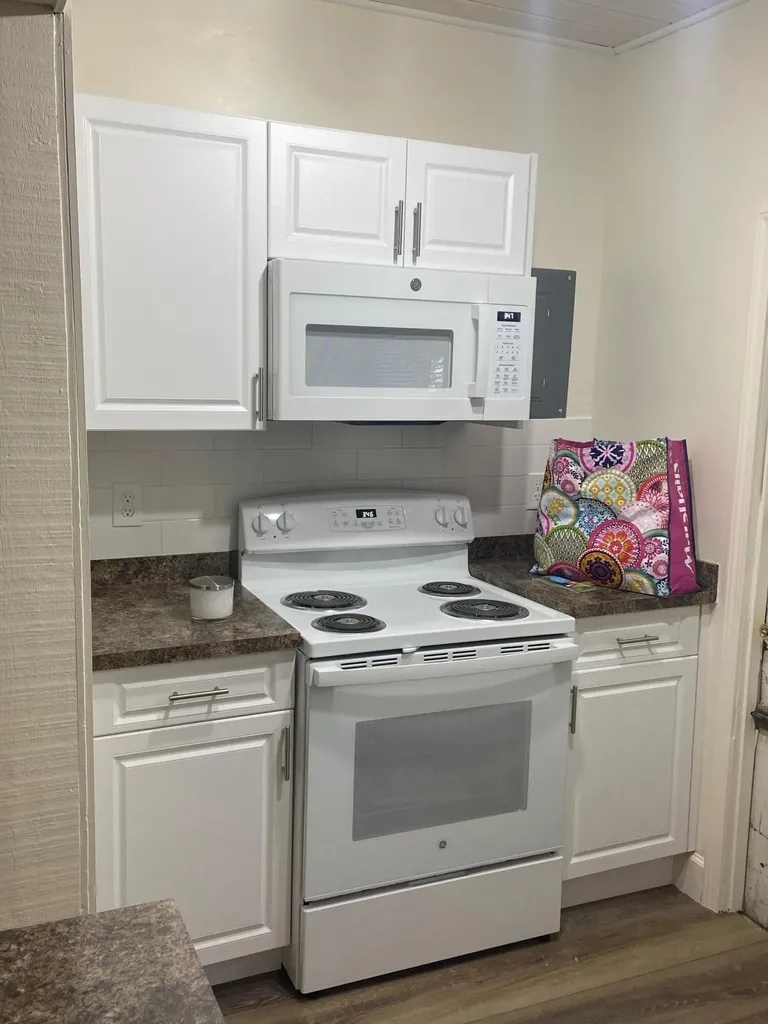 3431-3441 NE 13th Avenue Oakland Park FL 33334