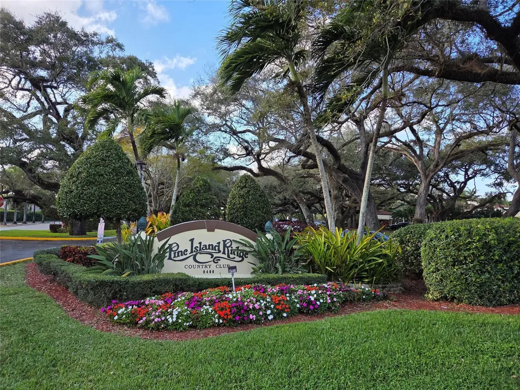 1831 Sabal Palm Drive Davie FL 33324